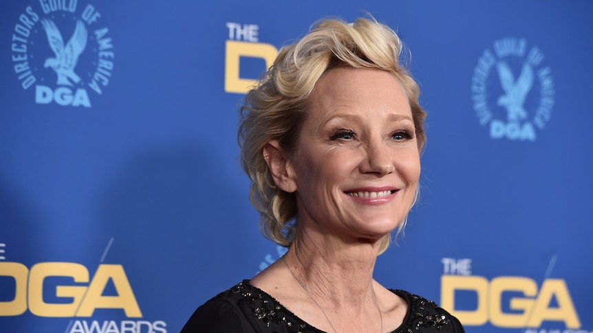 Anne Heche at a red-carpet event.