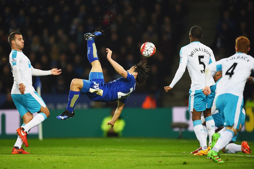 Leicester's Shinji Okazaki scores an overhead kick goal against Newcastle