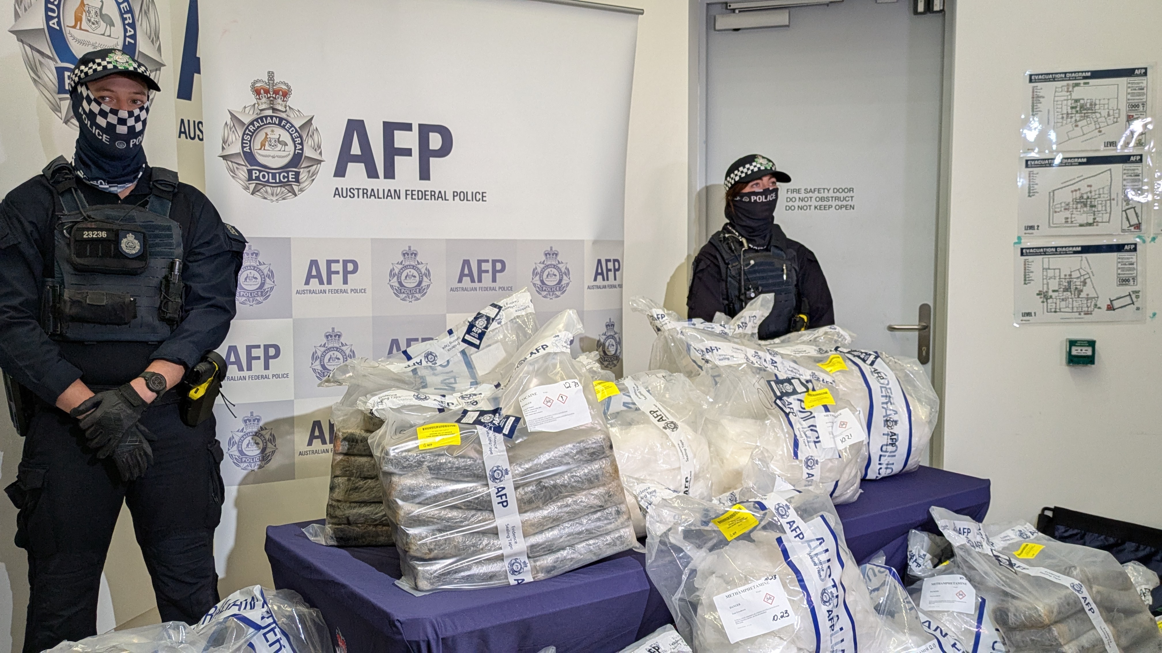 Six charged after federal police seize hundreds of kilograms of drugs