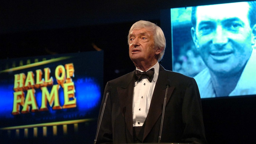 Richie Benaud inducted into the Hall of Fame in 2007