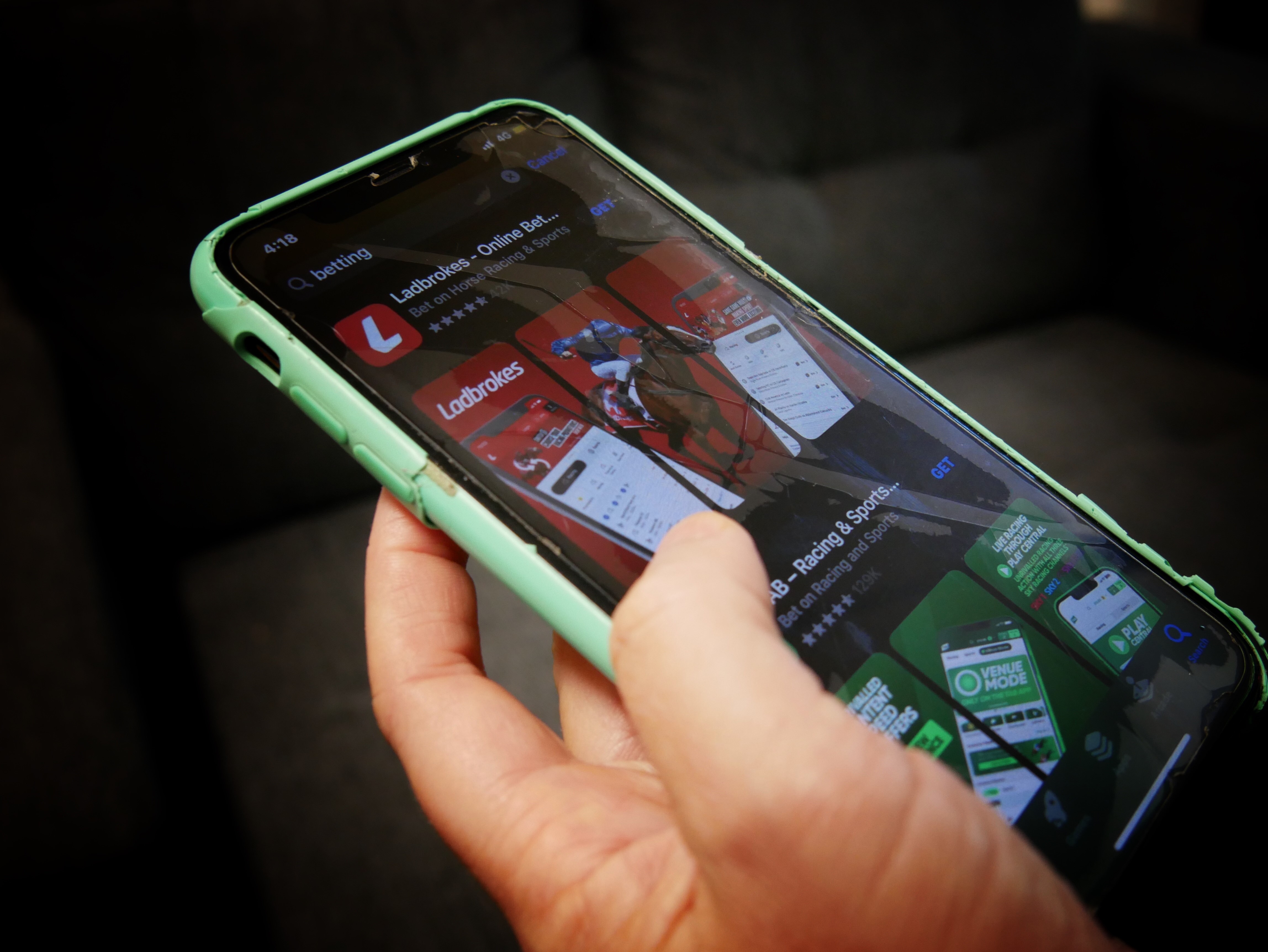 Are you there? Mobile Reception: Can it be improved?