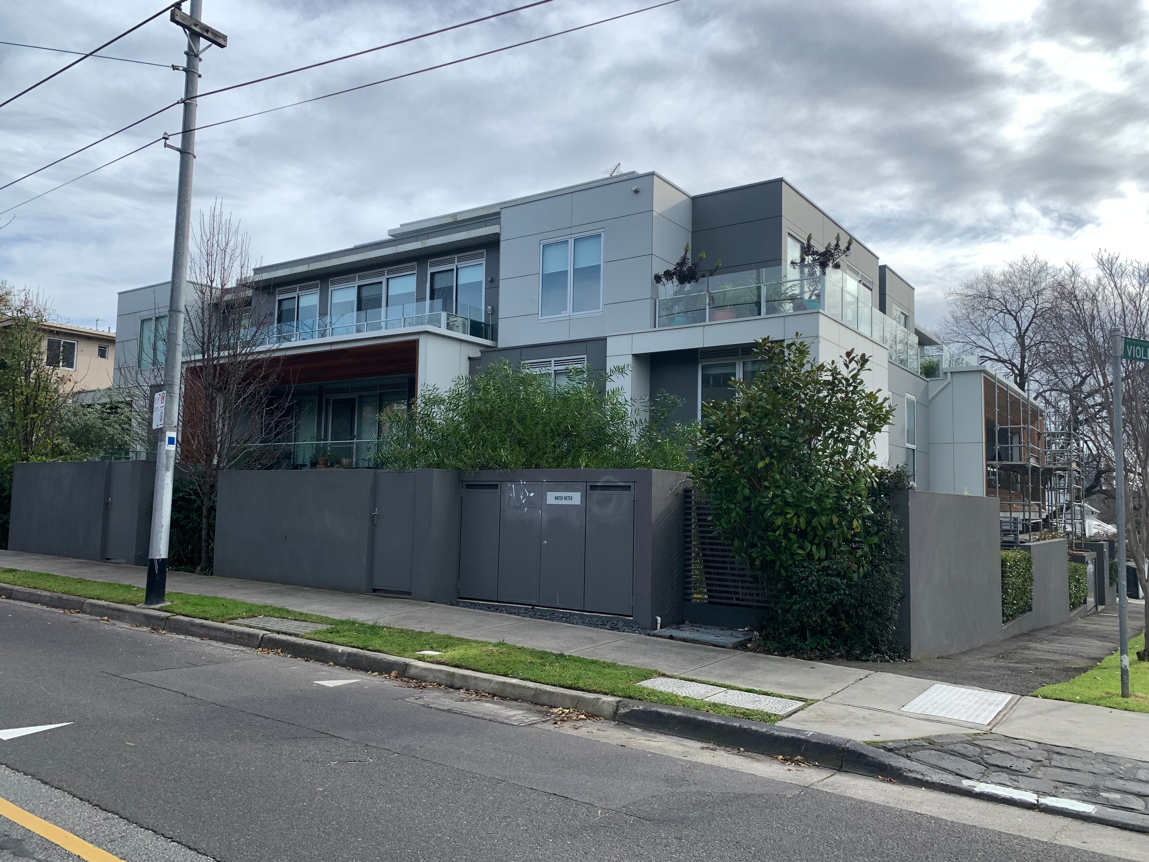 Victoria's list of COVID19 exposure sites grows to include shopping