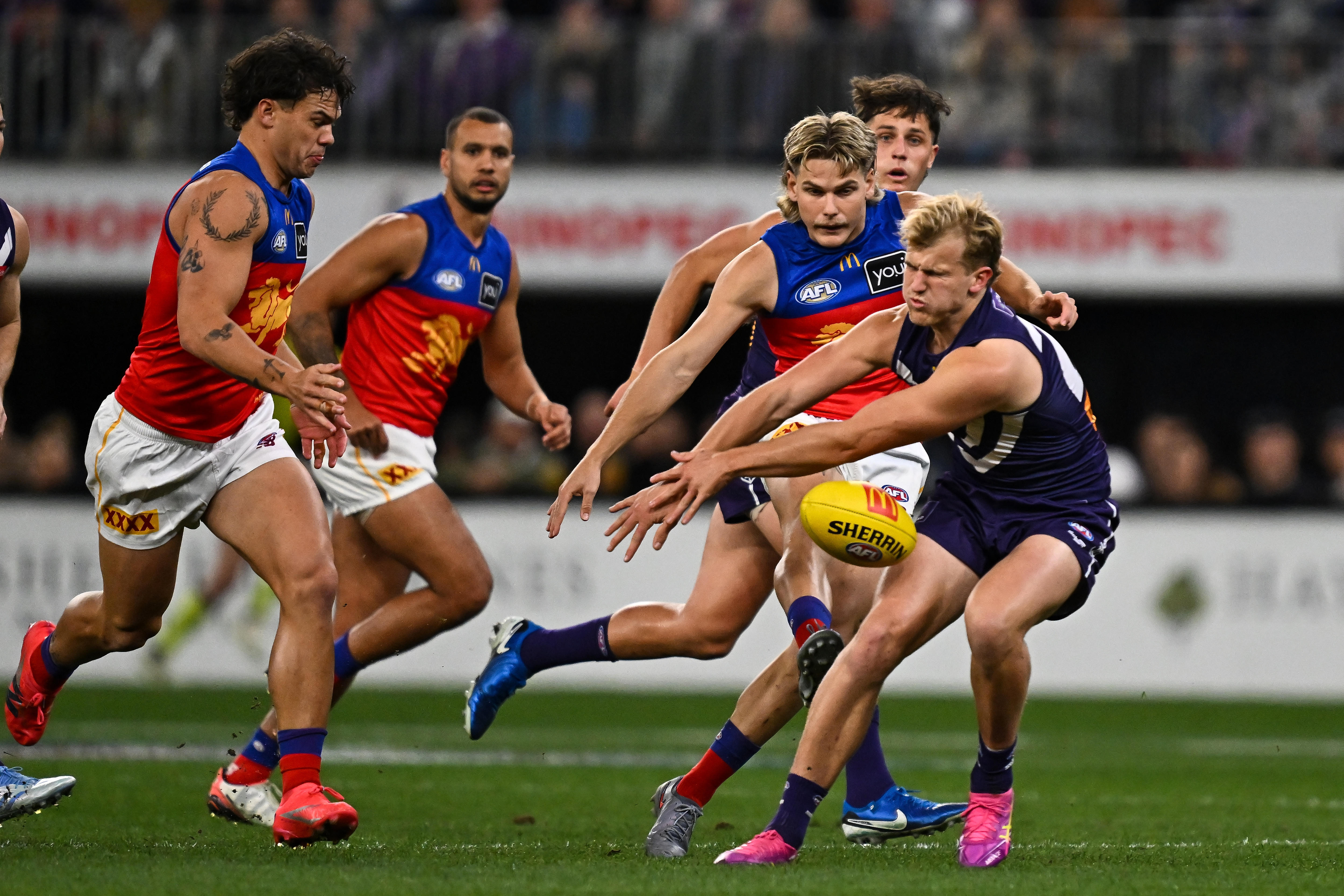 AFLラウンド23、フリーマントルvsブリスベン、エッセンドンvsセントキルダライブブログ、アップデート、スコア、統計