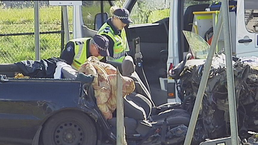 Car crashes after police pursuit at Tullamarine, Vic