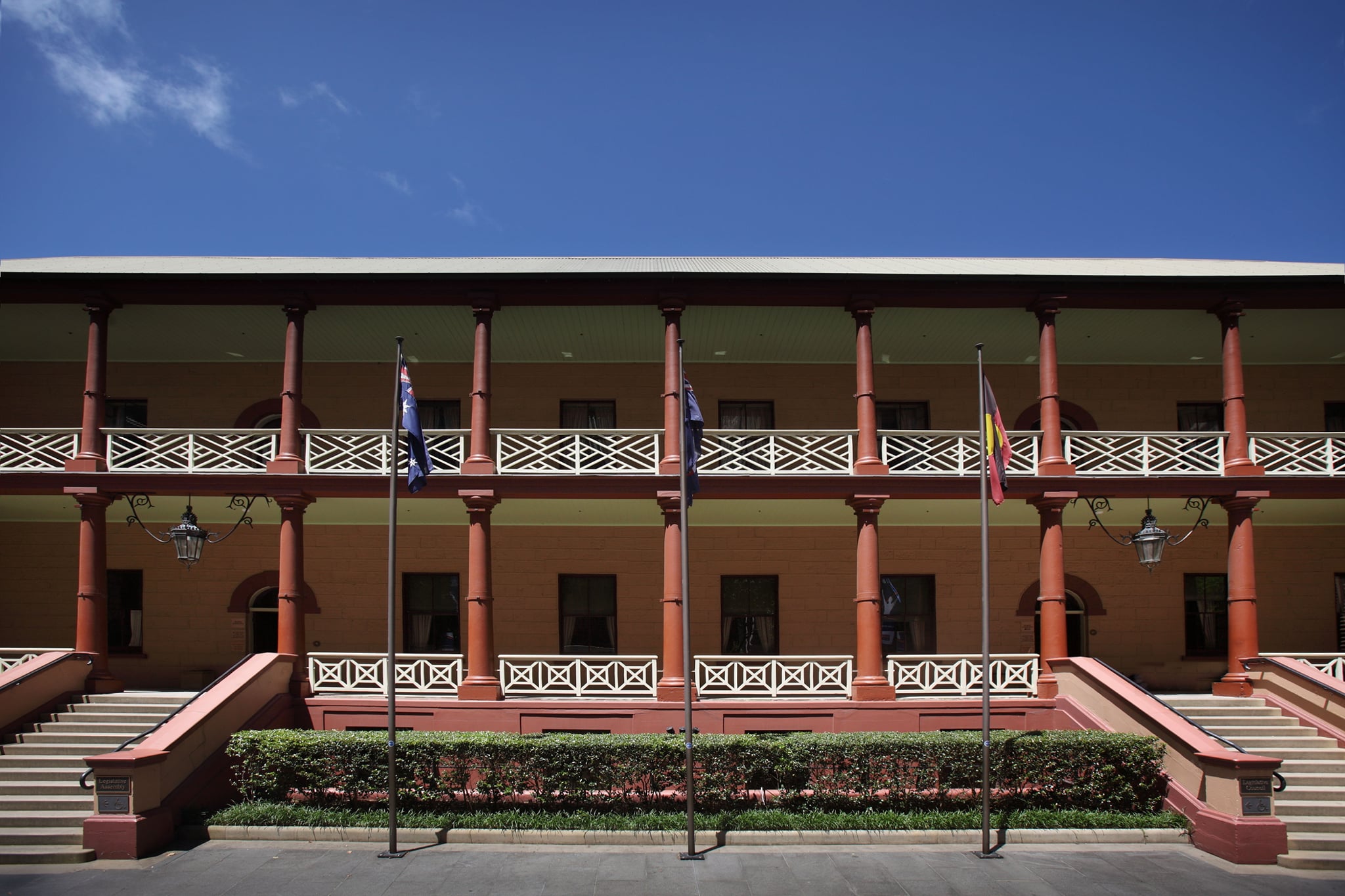 the outside of new south wales parliament house 
