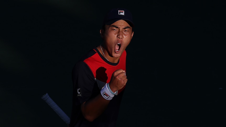US Open : Rinky Hijikata bat Zhang Zhizhen au troisième tour