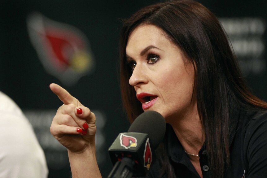 Jen Welter announced as Cardinals coaching intern