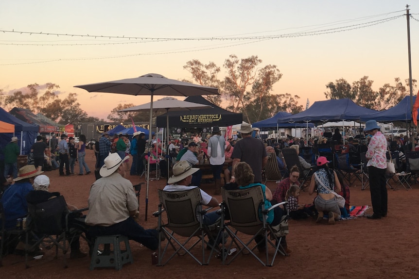 Music in the Mulga crowds