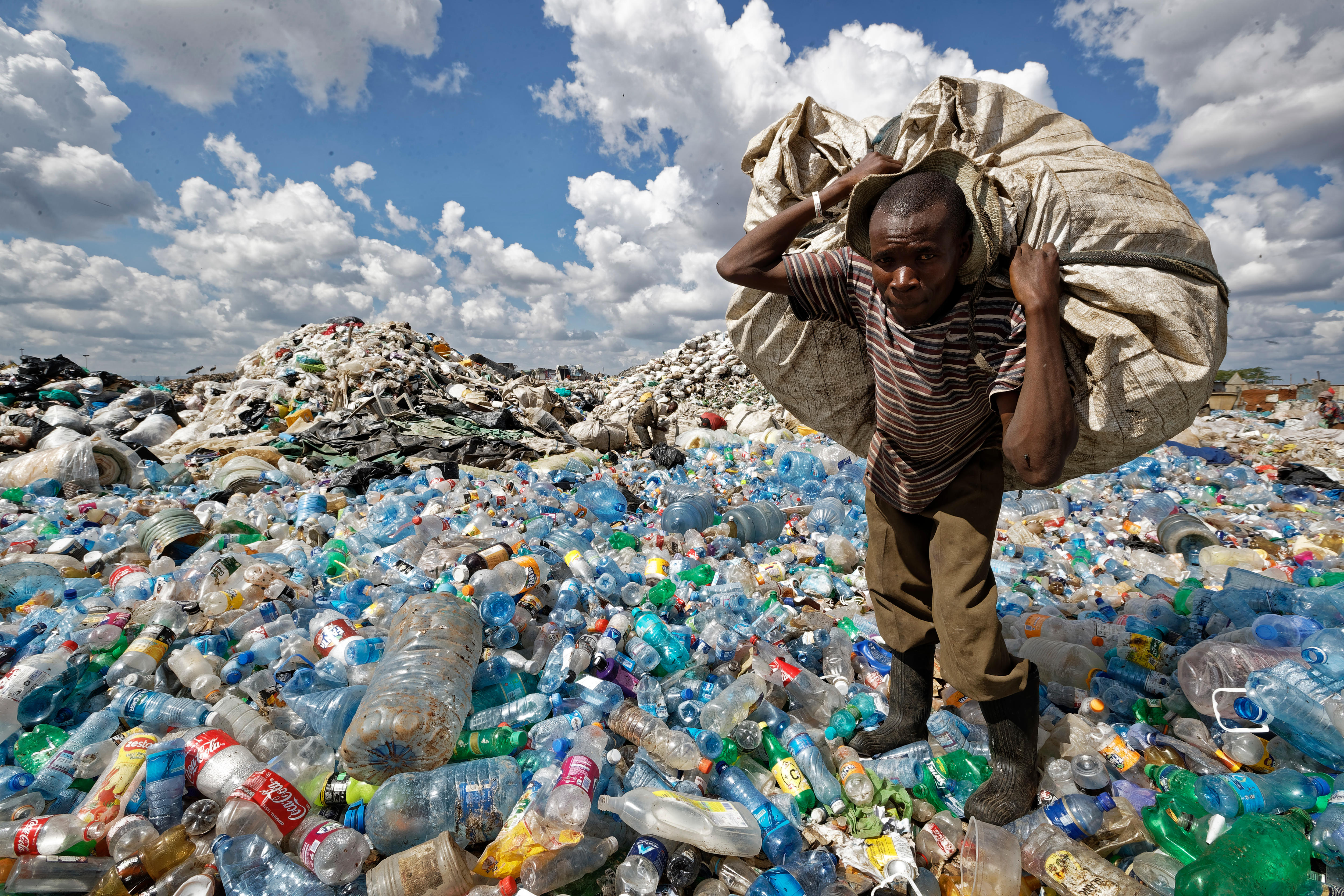 United Nations Agrees To Create 'historic' Global Treaty On Plastic ...