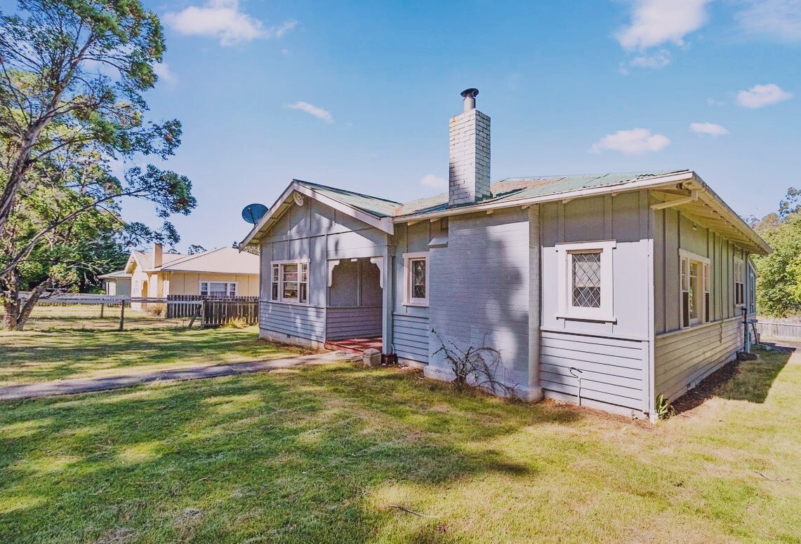 Part of Tasmania's historic Waddamana hydroelectric village up for