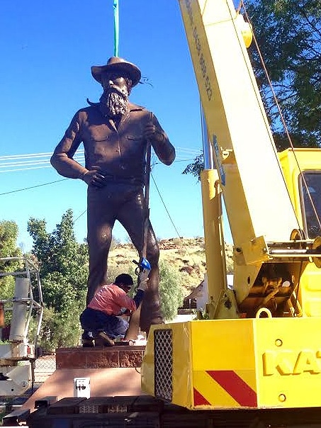 The statue of John McDouall Stuart in Alice Springs is being turned around to avoid traffic accidents