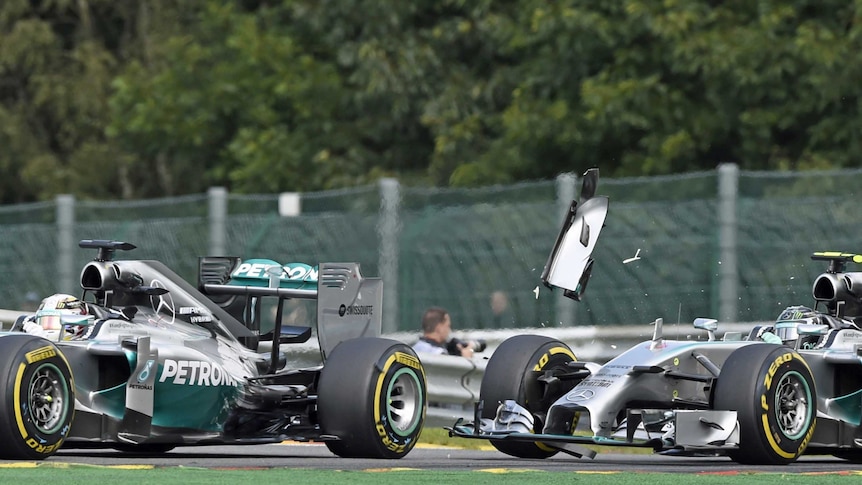 Lewis Hamilton and Nico Rosberg collide