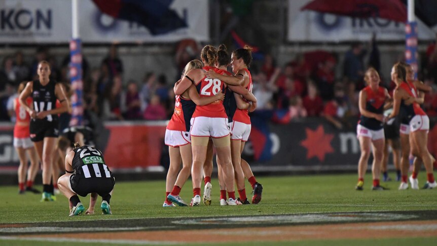 Melbourne celebrates as Collingwood commiserates