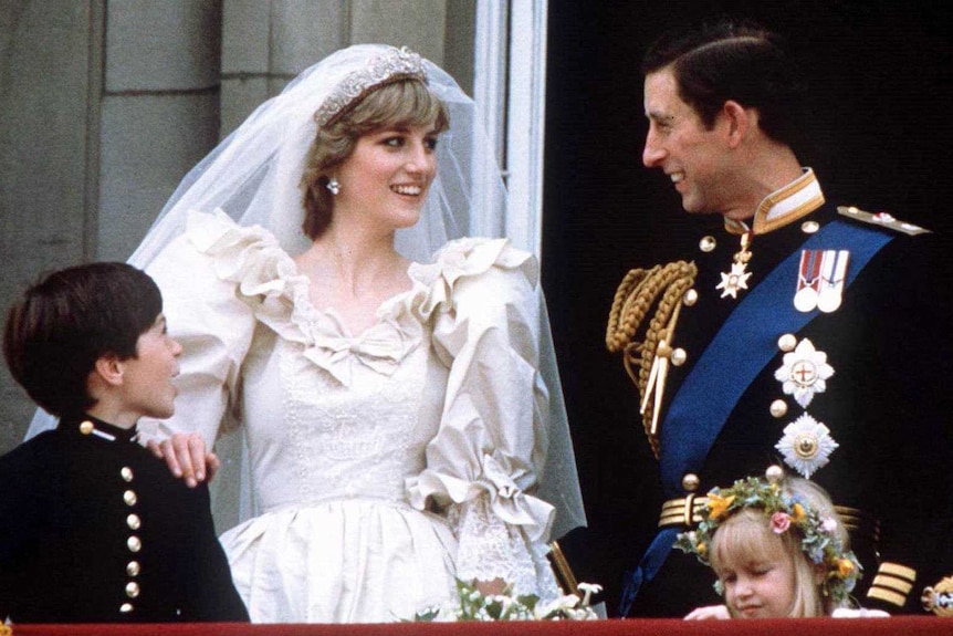 Prince Charles and Princess Diana on the balcony of Buckingham Palace