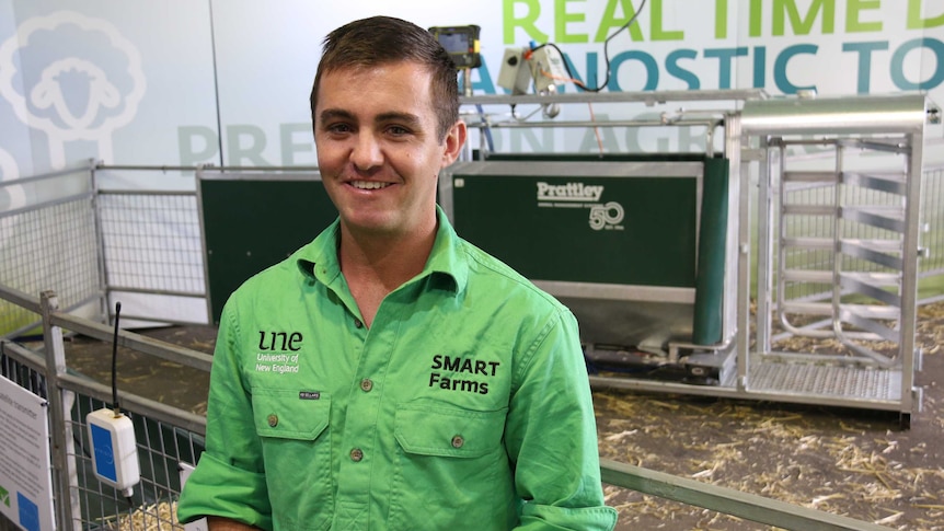 A young doctor wearing a green shirt