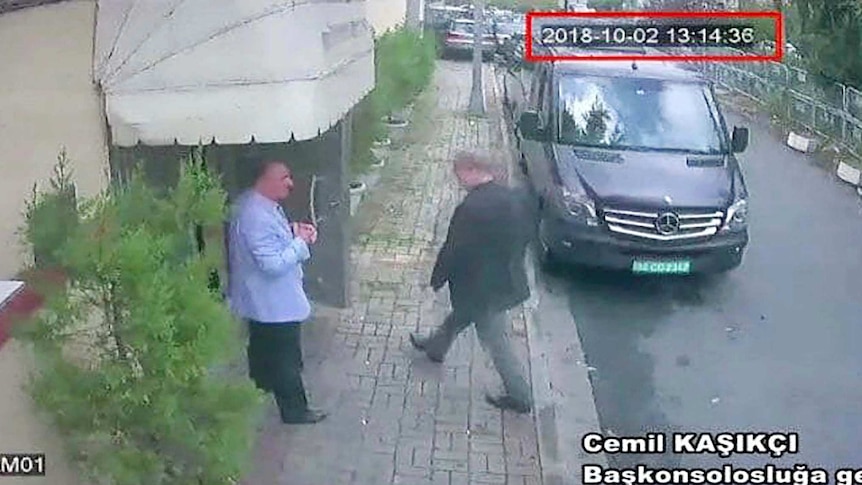 CCTV vision claims to show Jamal Khashoggi entering the Saudi consulate.