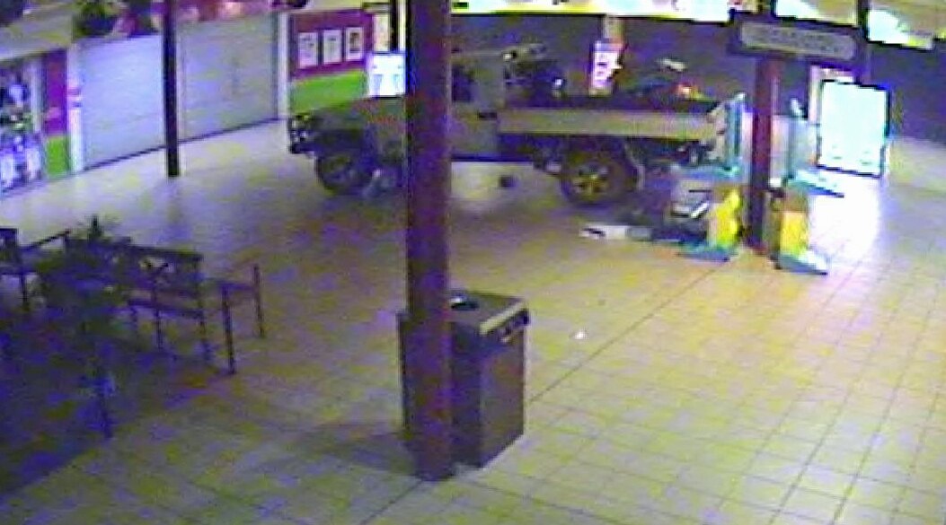 Thieves rip out ATM in Kalgoorlie - ABC News