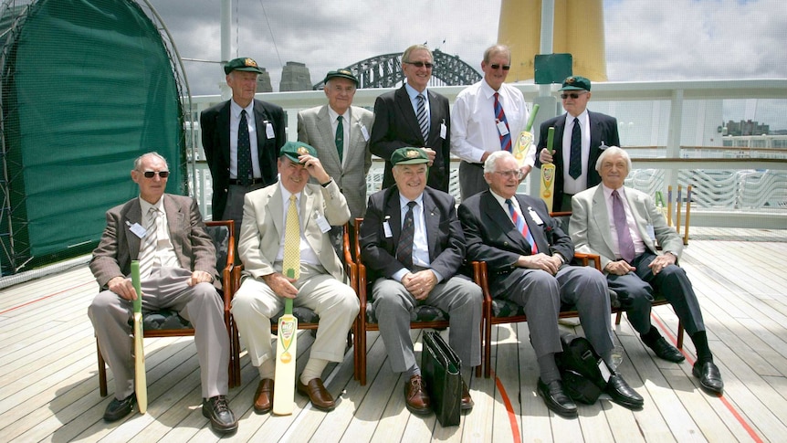Richie Benaud joins cricket legends at a reunion for the 1961 cricket team