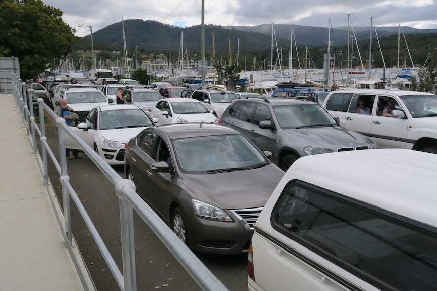 Traffic lined up for the ferry to Bruny Island Good Friday 2016