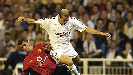 Real Madrid playmaker Zinedine Zidane in action (file photo)