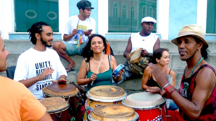 Anna jamming in Pelourinho Square.