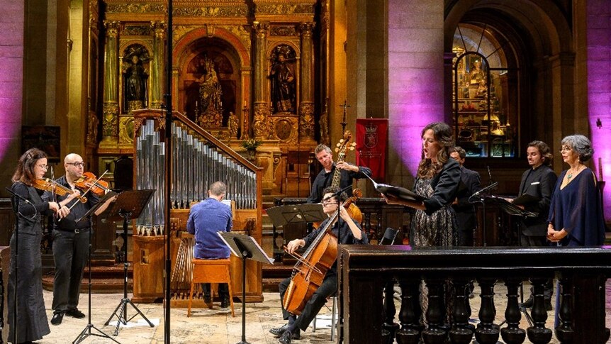 A Christmas Concert with the Avres Serva ensemble, Nuno Oliveira (organ and director), Pedro Massarrão (cello) and Mariana Castello-Branco (soprano), performing works by Portuguese and Italian composers from the end of the 17th century to the beginning of the 19th century at the National Museum of Ancient Art in Lisbon, December 12th 2023.