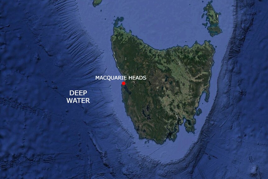 Map showing deep water off the west coast of Tasmania.