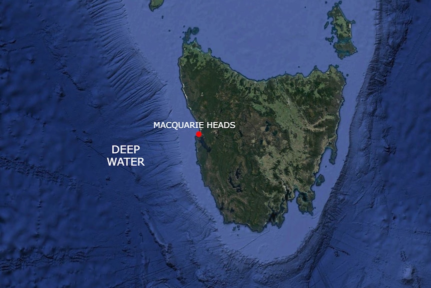 Map showing deep water off the west coast of Tasmania.