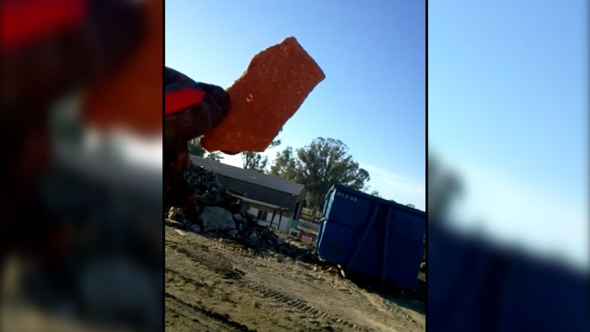 Suspected asbestos found at Sydney demolition site