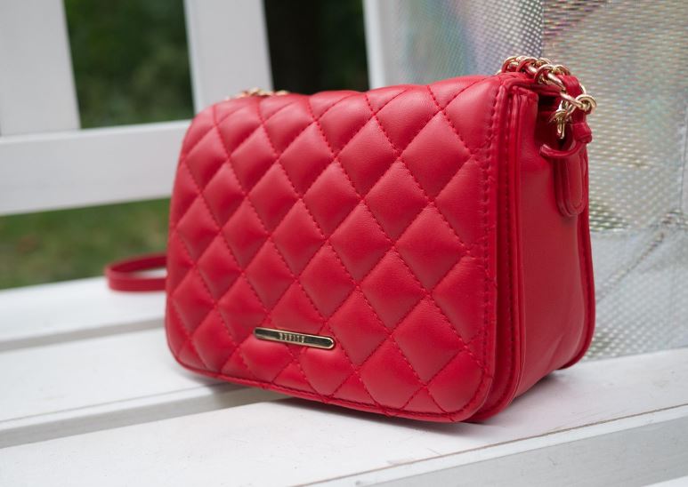 Is fake fashionable?