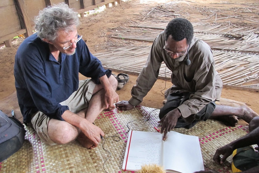 ANU Researcher Nicholas Evans eliciting a story from Jimmy Nébni.