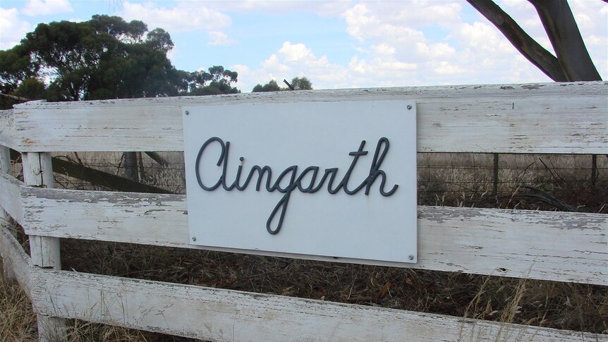 Aingarth Farm sign - Barooga Victoria