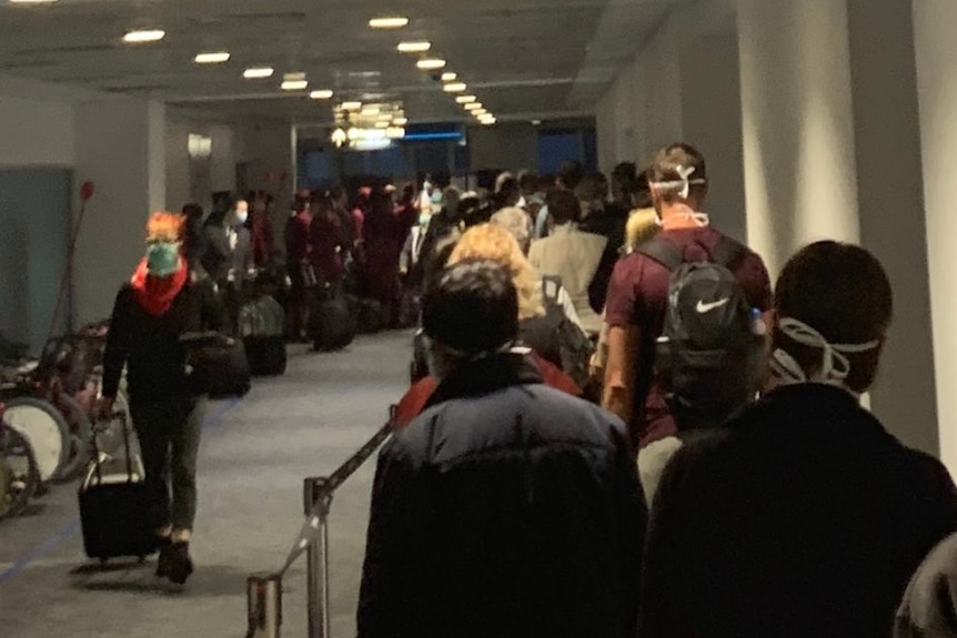 Long queue at Sydney Airport