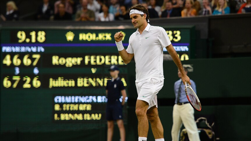 Federer celebrates narrow win
