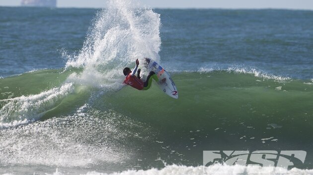 Medina takes on a wave during his final victory