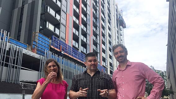 Ms Hughes, Mr Toderian and Mr Leighton meet in Brisbane to discuss the cities "average" layout.