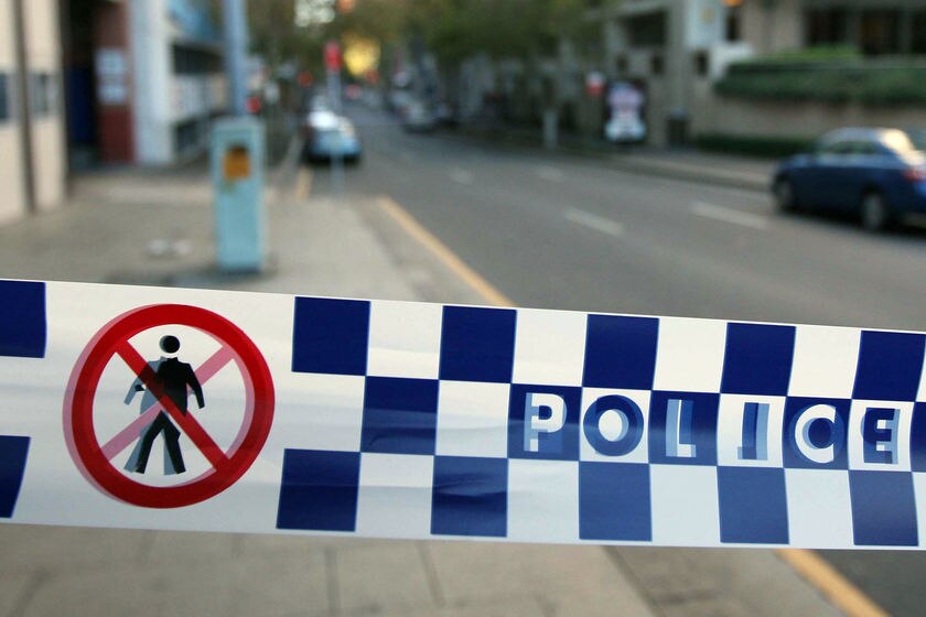21yo arrested over armed robbery of Mayfield service station - ABC News