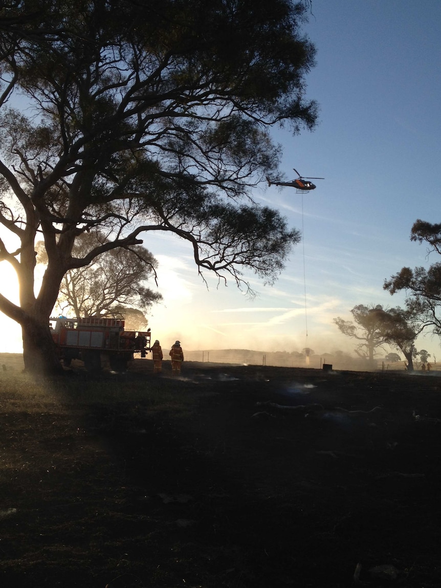 A grass fire at Wallaroo on the NSW-ACT border has been brought under control.