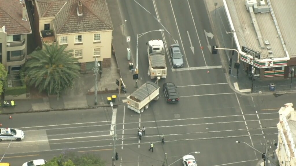 Cyclist killed by truck at busy crossing in Melbourne's inner south ...