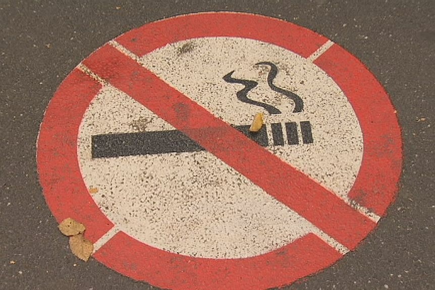 Study finds many Australian smokers still ignorant of health impacts