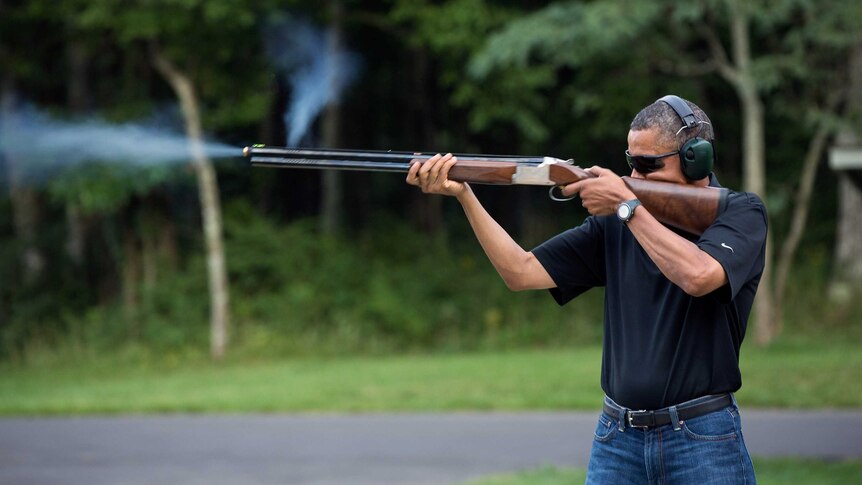 Obama firing shotgun on range at Camp David