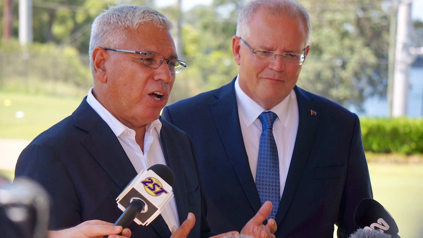 Warren Mundine (left) speaks with Scott Morrison (right) at a press conference on the New South Wales South Coast.