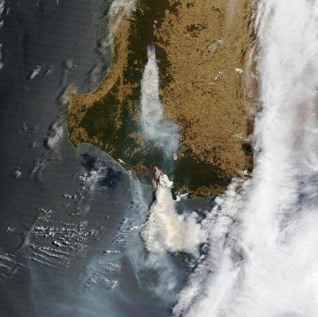 Satellite image of smoke from the bushfires