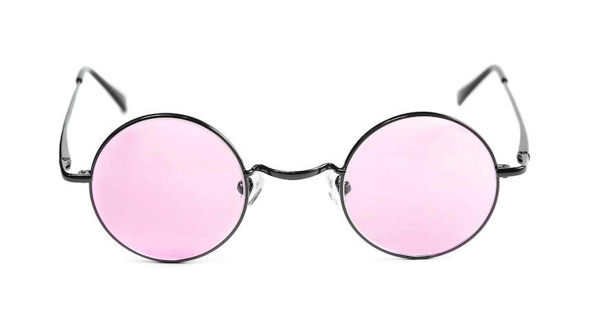 rose coloured glasses
