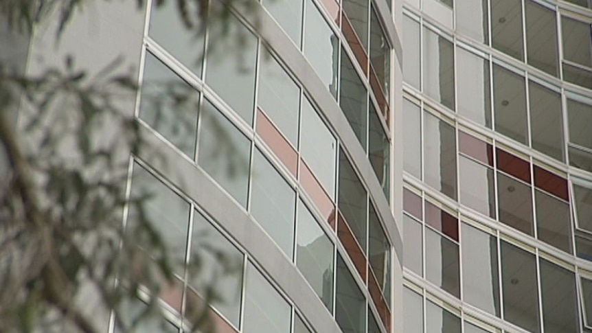 A group of Gold Coast apartment owners say their building had poor construction work.
