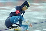 Daniel Greig falls in 500-metre speed skating at Sochi