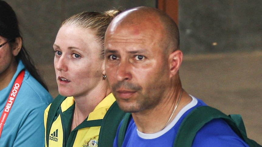 Sally Pearson (L) and high performance manager Eric Hollingsworth at the 2010 Commonwealth Games.