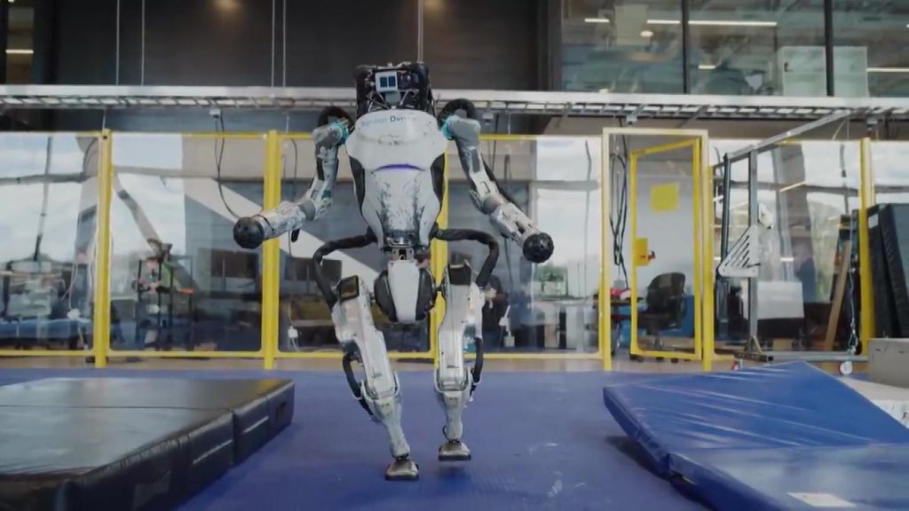 Atlas Team Says Robot S Manoeuvres Fail Often Abc News
