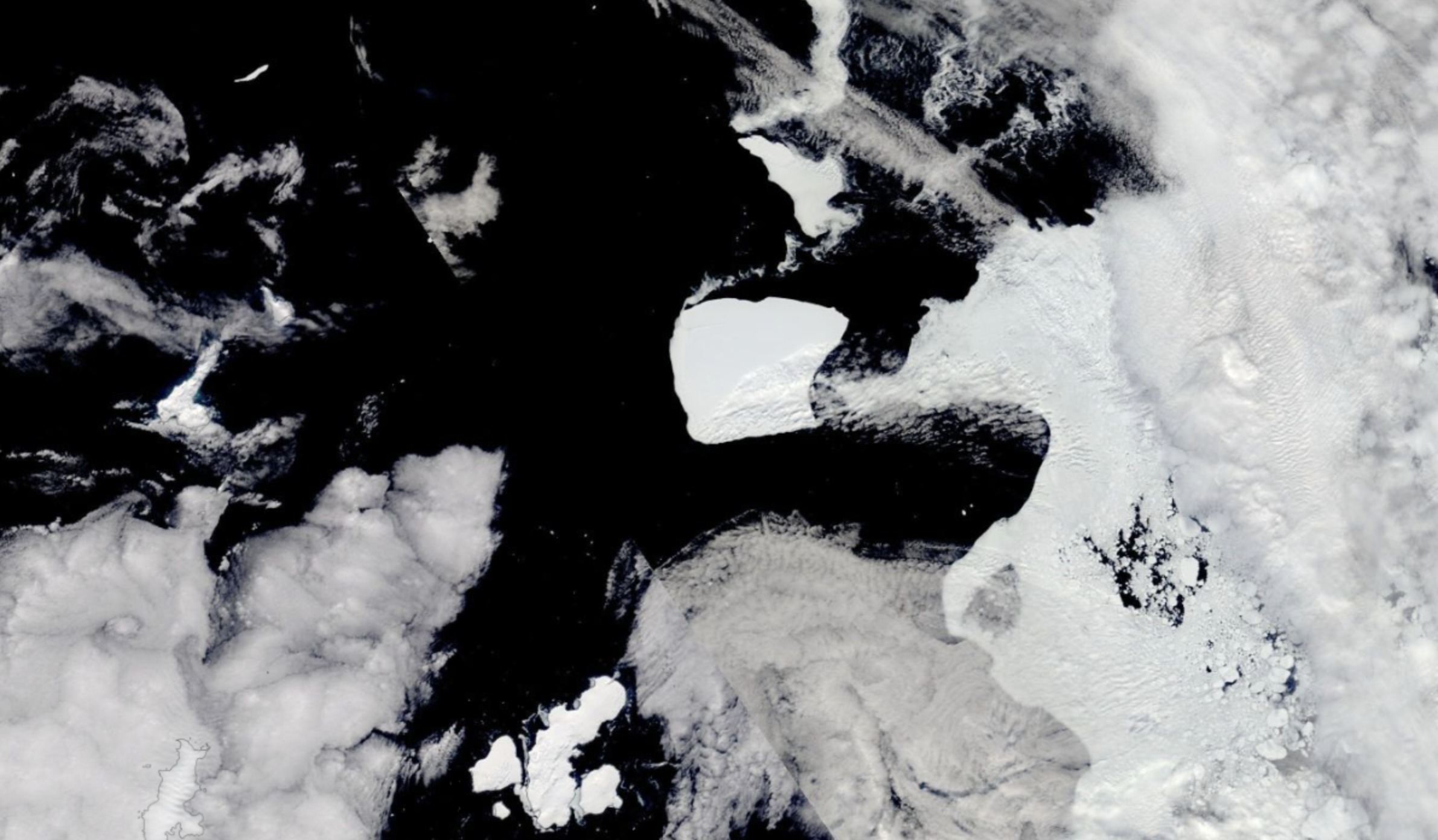 World&amp;#39;s largest iceberg A23a on the move for first time in 30 years ...