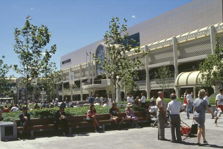 Forrest Place in Perth in 1988, just after the redevelopment.